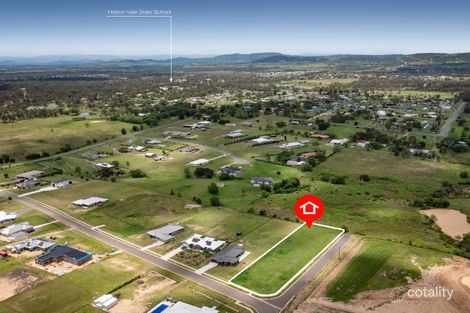 Property photo of 17 Ridgevale Drive Regency Downs QLD 4341