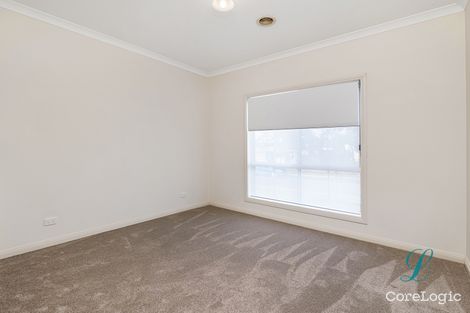 Property photo of 1/28 Charter Road East Sunbury VIC 3429