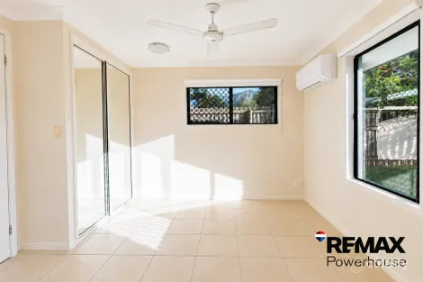 Property photo of 169 Timberlea Drive Bentley Park QLD 4869