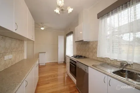 Property photo of 36 East Boundary Road Bentleigh East VIC 3165