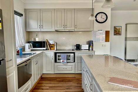 Property photo of 25 Trentham Way Langwarrin VIC 3910