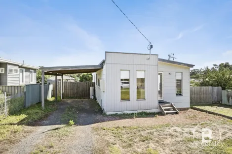 Property photo of 37 Spring Street Maryborough VIC 3465