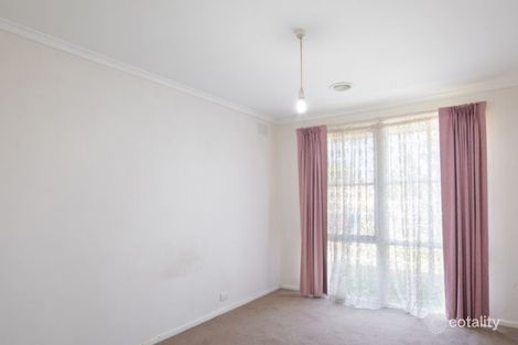 Property photo of 35 Cranbourne Drive Cranbourne VIC 3977