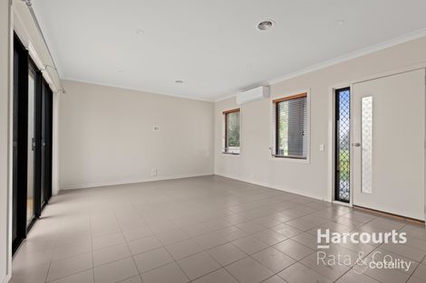 Property photo of 2 Rathdowne Walk Epping VIC 3076