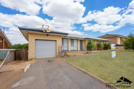 Property photo of 10 Thomas Avenue Geraldton WA 6530