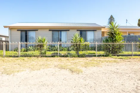 Property photo of 7 Susanne Street North Beach SA 5556