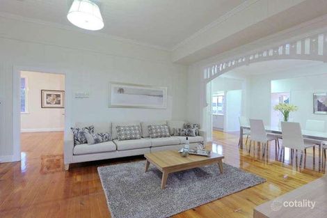 Property photo of 8 Barton Parade Balmoral QLD 4171