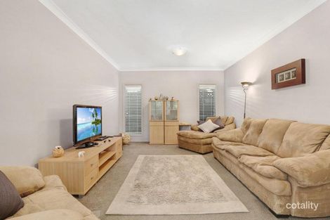 Property photo of 16 Streeton Avenue Kanahooka NSW 2530
