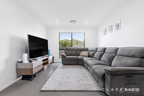 Property photo of 27 Hilltop Grove Cliftleigh NSW 2321