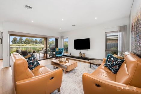 Property photo of 33 Belleview Crescent Beveridge VIC 3753