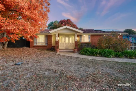 Property photo of 3 Buned Place Giralang ACT 2617