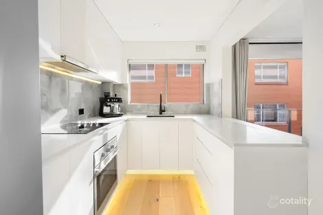 4/64 Crown Rd, Queenscliff, NSW 2096