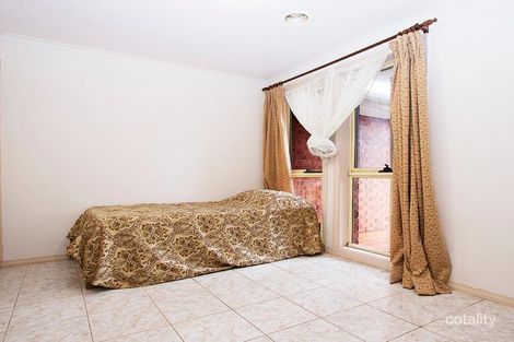 Property photo of 19 Billungah Place Burnside VIC 3023