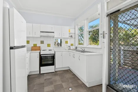 Property photo of 35 William Avenue Warilla NSW 2528