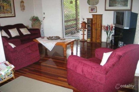 Property photo of 29 Middle Crescent Dysart QLD 4745