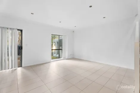Property photo of 27 Firetail Circuit Cranebrook NSW 2749