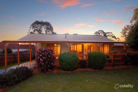 33 Sugarloaf Dr, Chirnside Park, VIC 3116