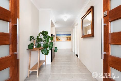 Property photo of 31 Mariposa Gardens Success WA 6164