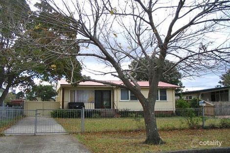 8 Lindwall St, Warilla, NSW 2528