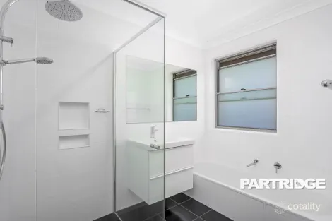 Property photo of 3 Robyn Place Northmead NSW 2152