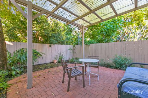Property photo of 8/40 Yeronga Street Yeronga QLD 4104