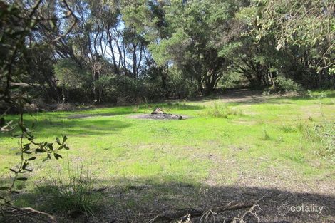 8 Spindrift Ave, Golden Beach, VIC 3851