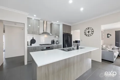 14 Mundaring Cres, Dawesville, WA 6211