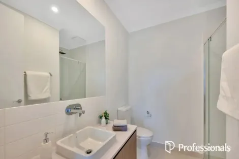 Property photo of 54B Hillview Drive Carrum Downs VIC 3201