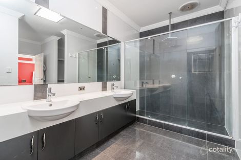 Property photo of 11 Spring Hill Tapping WA 6065