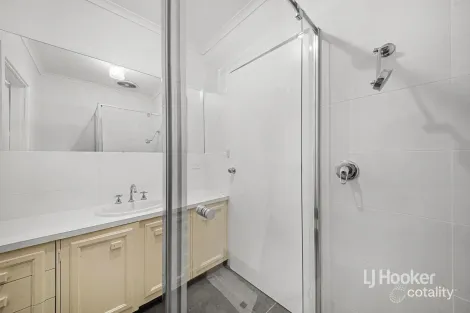 Property photo of 20 Burgundy Drive Wyndham Vale VIC 3024
