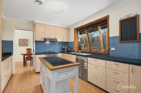 Property photo of 21 Mathieson Crescent Weetangera ACT 2614