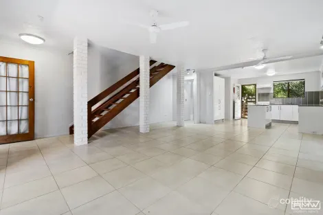 Property photo of 7/33 Scenic Highway Cooee Bay QLD 4703