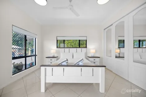 Property photo of 2 Caleb Court Mooroobool QLD 4870