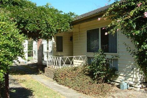 38 Brownfield St, Mordialloc, VIC 3195