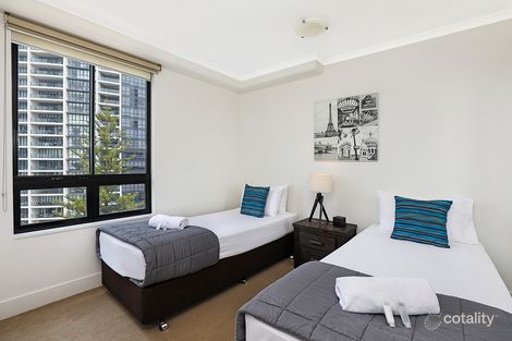 Property photo of 704/32 Surf Parade Broadbeach QLD 4218