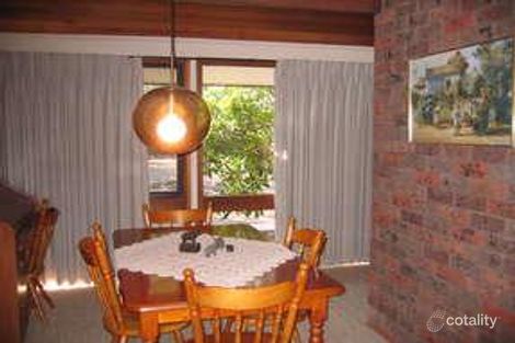 Property photo of 5 Gordon Crescent Romsey VIC 3434