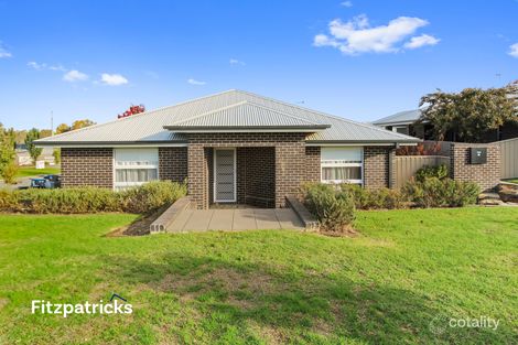 2/8 Rose Pl, Boorooma, NSW 2650