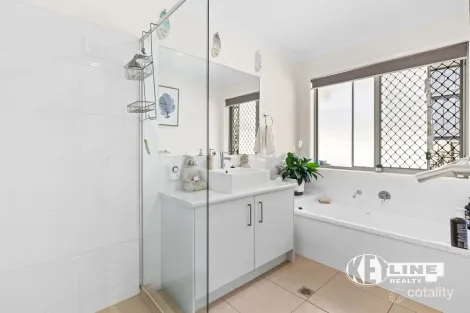 Property photo of 7 Bowerbird Avenue Burnside QLD 4560