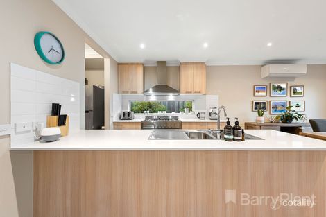 Property photo of 13 Ascot Park Drive Pakenham VIC 3810