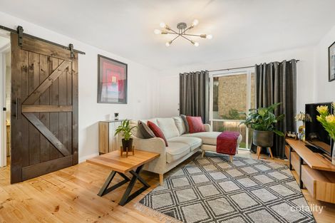 Property photo of 2/27 Pryor Street Eltham VIC 3095