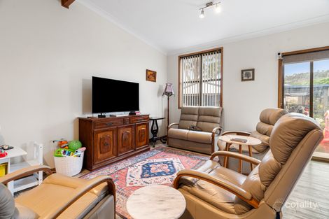 Property photo of 90 Lakeview Street Speers Point NSW 2284