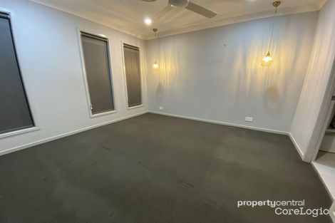 Property photo of 19 Portsmouth Circuit Jordan Springs NSW 2747