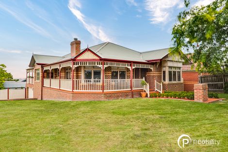 Property photo of 2 Cord Close Berwick VIC 3806