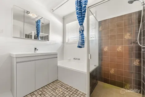 Property photo of 4 Meadow Crescent Beenleigh QLD 4207