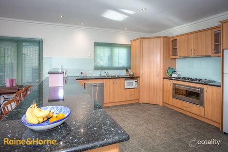 Property photo of 13 Outlook Way Sunbury VIC 3429