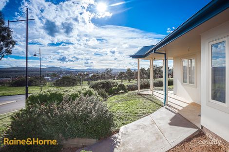 Property photo of 13 Outlook Way Sunbury VIC 3429