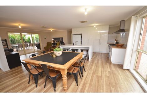 Property photo of 24 Roberts Court Echuca VIC 3564