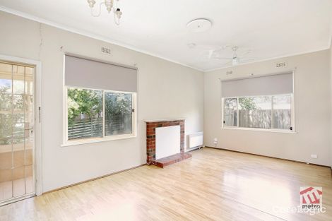 Property photo of 1/31 Terrigal Street Chadstone VIC 3148