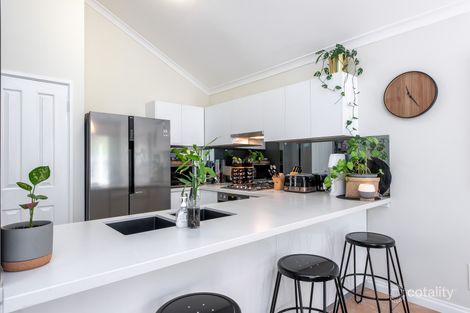 2/23 Everglades Pde, Landsdale, WA 6065