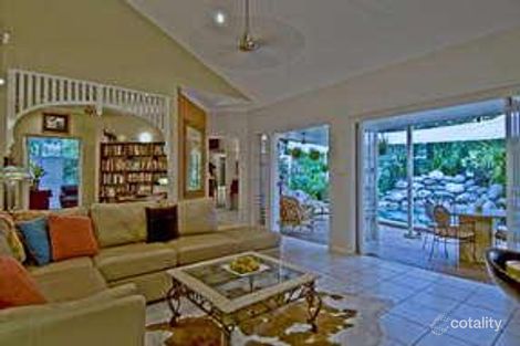 Property photo of 9 Turtle Close Clifton Beach QLD 4879